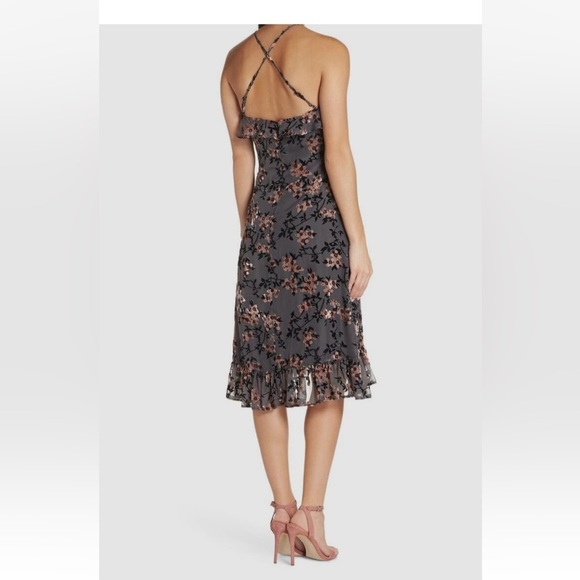 NWT Avec Les Filles Women Gray Floral Velvet Sheer Halter Cocktail Dress Size 12 - Picture 2 of 8
